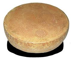 Racletteost Alpost från från schweiziska Jura